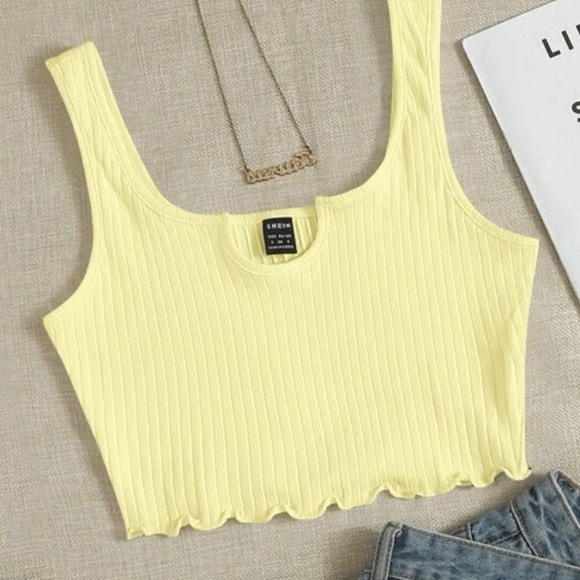 Pale yellow tank top from SHEIN - Picture 2 of 4